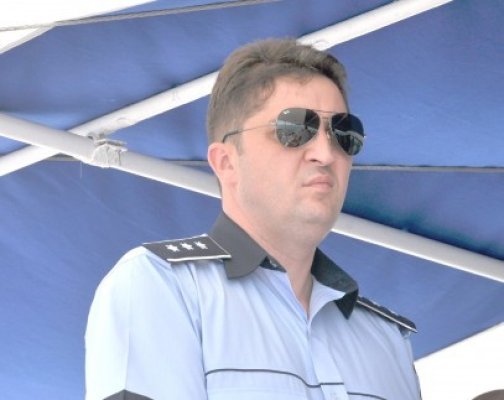 Potrivit şefului IPJ, Valentin Burlacu, în judeţ sunt sub monitorizare încă trei poliţişti suspectaţi de corupţie
